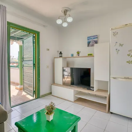 Сasa de vacaciones Bungalow Vista Golf Con Terraza Y Piscina *