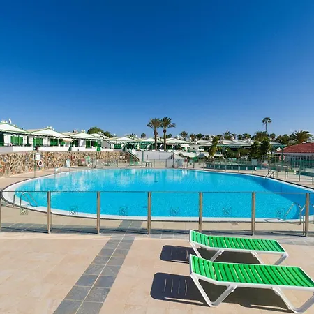 Bungalow Vista Golf Con Terraza Y Piscina * Maspalomas (Gran Canaria)
